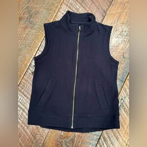Soul + Sky Black Zip-Up Vest Size M